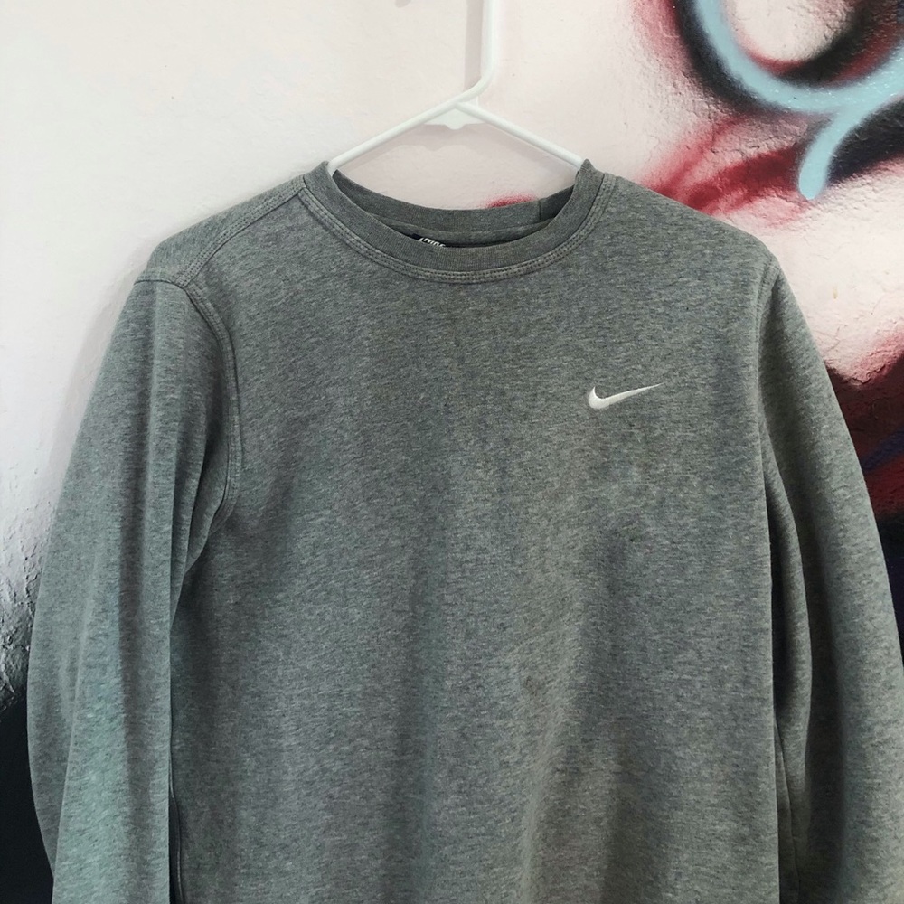 Nike Club Crewneck Sweatshirt